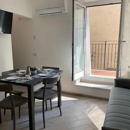 Tra Sole E Mare By Interhome Lejlighed Spotorno