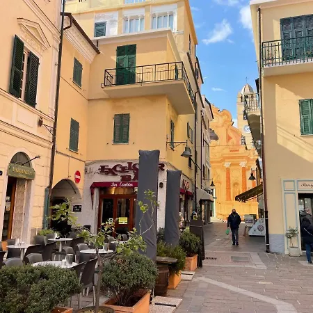 Tra Sole E Mare By Interhome * Spotorno