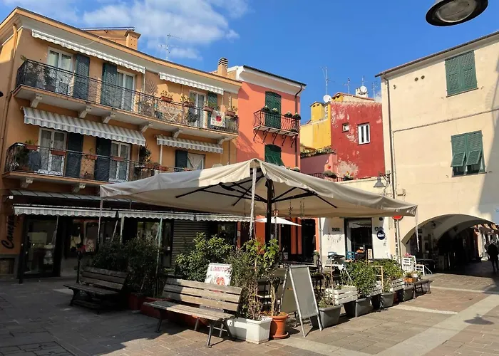 Tra Sole E Mare By Interhome * Spotorno