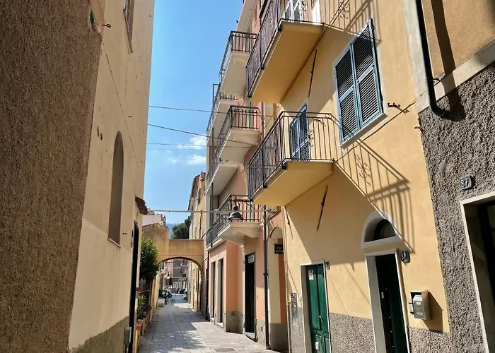 Daire Tra Sole E Mare By Interhome Spotorno
